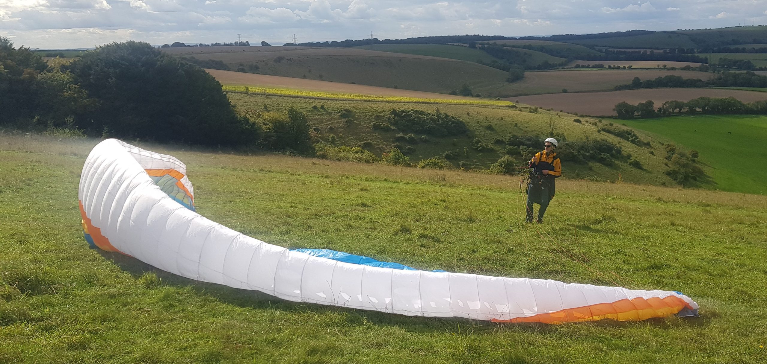 Photo of a paraglider inflated with a wonky wall